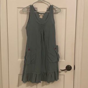 Light Green Ruffled Dress w Purple Button Pockets